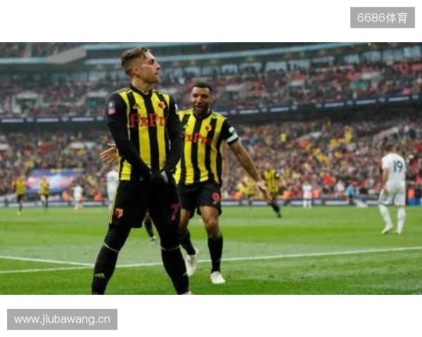 世体:巴萨不想让贝尔纳尔重蹈覆辙;球员团队冬窗会做评估 世体:巴萨不想让贝尔纳尔重蹈覆辙;球员团队冬窗会做评估